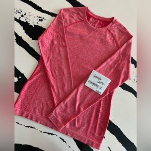 EUC WOMENS FIGS SALTA *NEON RED* TOP SIZE L